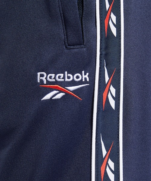 Reebok（リーボック）の「クラシックス ベクター テープ トラック パンツ / Classics Vector Tape Track Pants（その他パンツ・メンズ・ブラック/ネイビー・MEDIUM/SMALL/LARGE/X-LARGE/XX-LARGE）」の9枚目の写真
