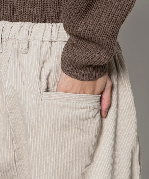 WEGO(ウィゴー)の「WEGO/コーデュロイワイドパンツ(スラックス・メンズ・ブラック/ブラウン/アイボリー/パープル系その他・MEDIUM/LARGE)」の15枚目の写真