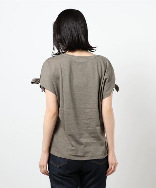 Desigual(デシグアル)の「Tシャツ半袖 STATEN ISLAND(Tシャツ/カットソー・レディース・グリーン・2L/SS/S/M/L)」の3枚目の写真