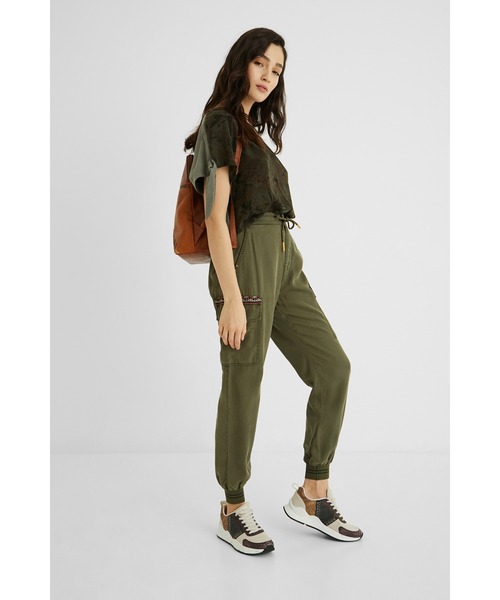 Desigual(デシグアル)の「Tシャツ半袖 STATEN ISLAND(Tシャツ/カットソー・レディース・グリーン・2L/SS/S/M/L)」の4枚目の写真