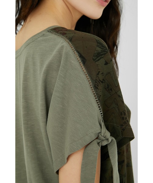 Desigual(デシグアル)の「Tシャツ半袖 STATEN ISLAND(Tシャツ/カットソー・レディース・グリーン・2L/SS/S/M/L)」の8枚目の写真
