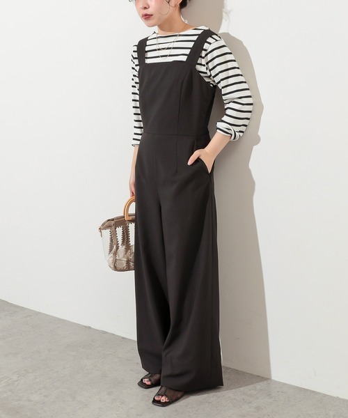 natural couture（ナチュラルクチュール）の「ちょっとモードな大人のサロペ　Sサイズ（サロペット/オーバーオール・レディース・ブラック/ライトベージュ/グレイッシュベージュ・FREE）」の2枚目の写真