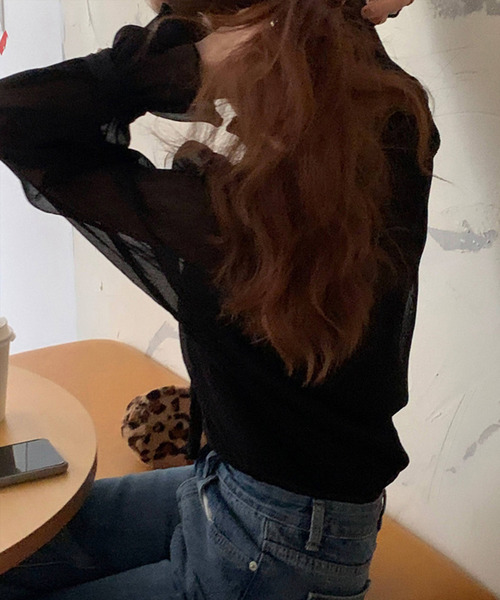 JUNOAH(ジュノア)の「ハイネックシアーシフォントップス(シャツ/ブラウス・レディース・ブラック/クリーム・FREE)」の22枚目の写真