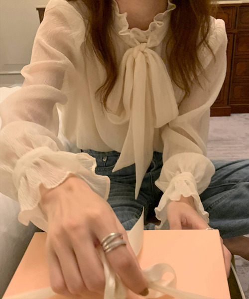 JUNOAH(ジュノア)の「ハイネックシアーシフォントップス(シャツ/ブラウス・レディース・ブラック/クリーム・FREE)」の13枚目の写真