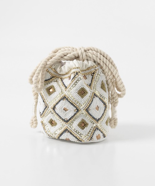 KBF（ケイビーエフ）の「ビーズ巾着BAG（ショルダーバッグ・レディース・ゴールド系その他・ONE）」の4枚目の写真