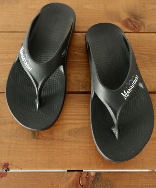 OOFOS（ウーフォス）の「OOFOS × MANASTASH/ウーフォス × マナスタッシュ　OOriginal for MANASTASH（サンダル・メンズ・ブラック/ベージュ・23/24/25/26/27/28/29）」の2枚目の写真