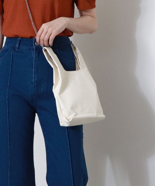 archives（アルシーヴ）の「チェーンショルダーショップバッグ（ショルダーバッグ・レディース・ブラック/シルバー/アイボリー・FREE）」の5枚目の写真