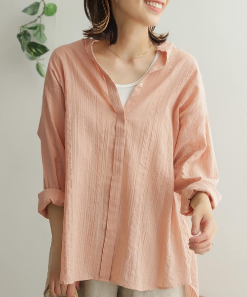 URBAN RESEARCH DOORS（アーバンリサーチドアーズ）の「ドビーバンドカラーシャツ（シャツ/ブラウス・レディース・ベージュ系その他/オフホワイト/ネイビー・ONE）」の2枚目の写真