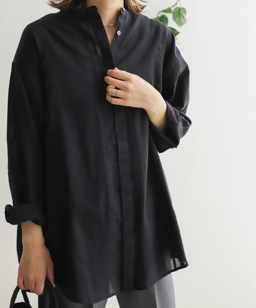 URBAN RESEARCH DOORS（アーバンリサーチドアーズ）の「ドビーバンドカラーシャツ（シャツ/ブラウス・レディース・ベージュ系その他/オフホワイト/ネイビー・ONE）」の3枚目の写真