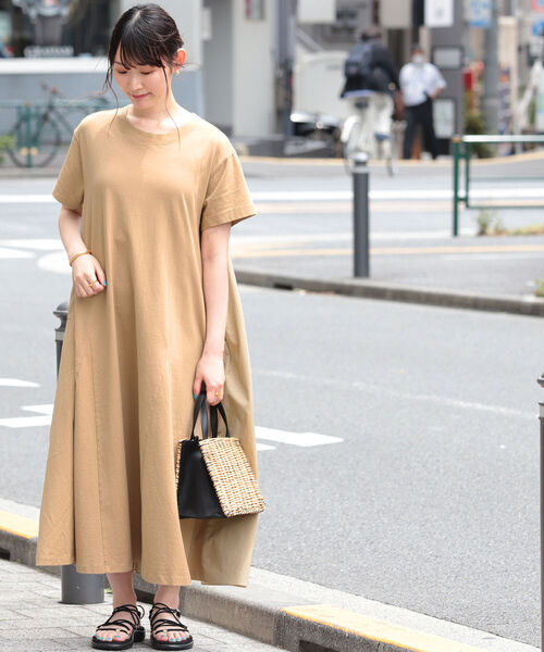 Ray BEAMS（レイビームス）の「Ray BEAMS / バック ギャザー キリカエ ワンピース（ワンピース・レディース・ブラック/ダークブラウン/ベージュ・ONE SIZE）」の13枚目の写真