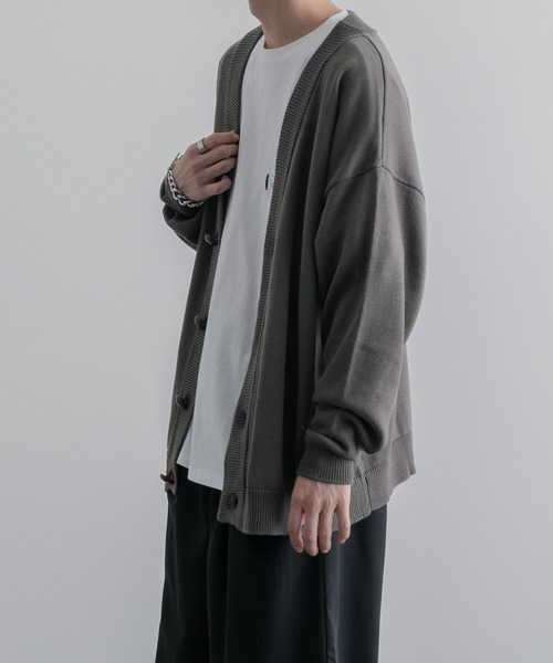 epnok（エプノック）の「ベーシックルーズニットカーディガン（カーディガン/ボレロ・メンズ・ダークグレー/グレイッシュブルー/モカ/ブラック/マスタード・LARGE/SMALL/MEDIUM）」の17枚目の写真