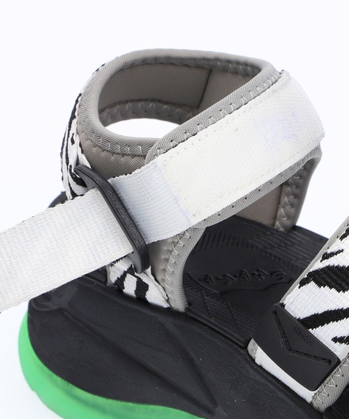 X-girl（エックスガール）の「X-girl × SHAKA NEO BUNGY CHUNKY（サンダル・レディース・マルチ/ブラック・25.0cm/24.0cm/23.0cm）」の6枚目の写真