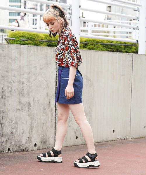 X-girl（エックスガール）の「X-girl × SHAKA NEO BUNGY CHUNKY