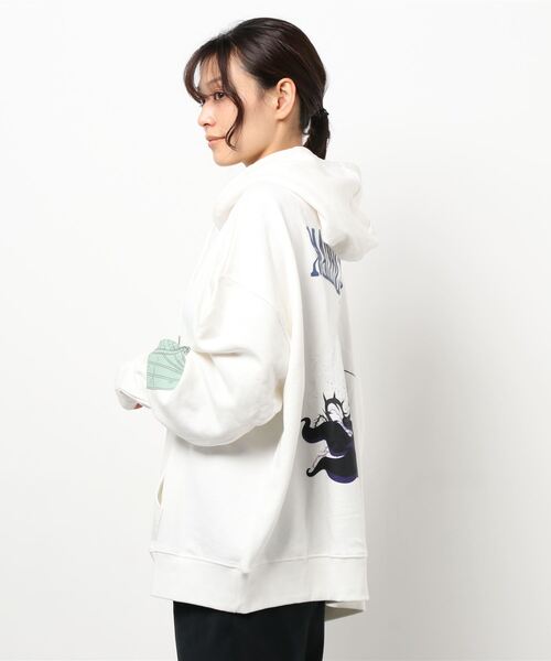 Chica（チカ）の「Chica/チカ/マレフィセント(Maleficent)ヴィランズパーカー（パーカー・レディース・ホワイト/ブラック・2/1）」の3枚目の写真