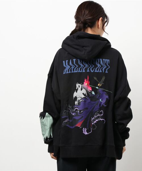 Chica（チカ）の「Chica/チカ/マレフィセント(Maleficent)ヴィランズパーカー（パーカー・レディース・ホワイト/ブラック・2/1）」の5枚目の写真