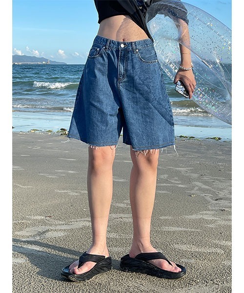 MASONPRINCE(メイソンプリンス)の「【MASONPRINCE】Hem damage denim shorts NDK1904(その他パンツ・メンズ・ライトブルー/ブラック/ブルー/ダークグレー・S/M/L/XL)」の4枚目の写真