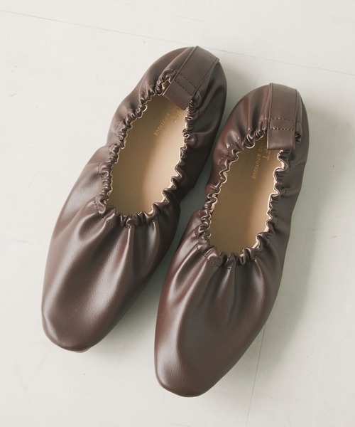 CRAFT STANDARD BOUTIQUE（クラフトスタンダードブティック）の「ギャザーバレエシューズ　＊（バレエシューズ・レディース・ブラック/パイソン/ブラウン/ゴールド・SMALL/MEDIUM/LARGE）」の3枚目の写真