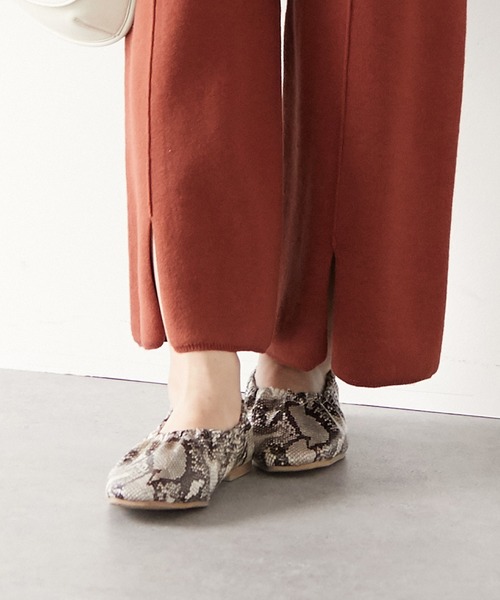 CRAFT STANDARD BOUTIQUE（クラフトスタンダードブティック）の「ギャザーバレエシューズ　＊（バレエシューズ・レディース・ブラック/パイソン/ブラウン/ゴールド・SMALL/MEDIUM/LARGE）」の4枚目の写真