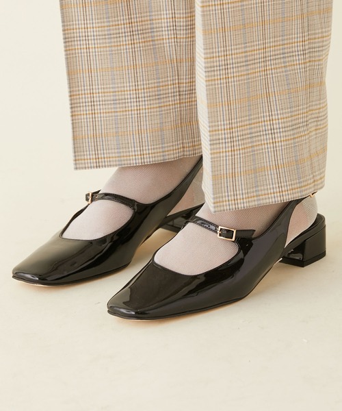 MADEMOISELLE ROPE'（マドモアゼル ロペ）の「スクエアトゥメリージェーンパンプス（パンプス・レディース・ブラック/オフホワイト・36.5/37.5/35.5）」の10枚目の写真