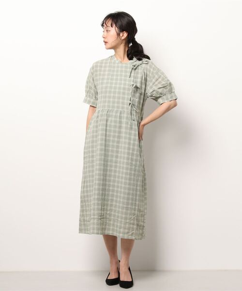 ehka sopo(エヘカソポ)の「チェック柄リボンワンピース(ワンピース・レディース・グリーン/チャコール/キナリ・フリ-)」の16枚目の写真