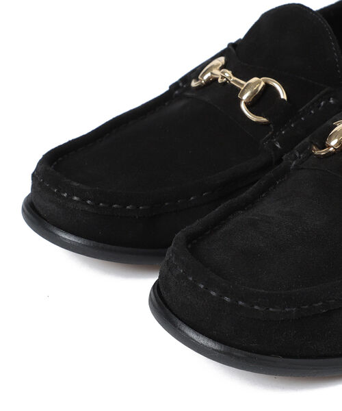 BEAMS（ビームス）の「BEAMS / スエード ビット ローファー（ドレスシューズ・メンズ・ブラック・40/41/42/43）」の2枚目の写真