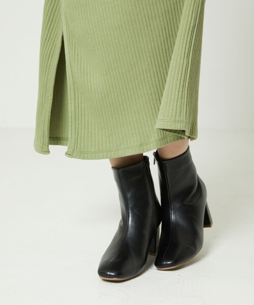 FREAK'S STORE(フリークスストア)の「ROVERETO/ロベレート ショートブーツ(ブーツ・レディース・ブラック/オフホワイト・38/36/37)」の5枚目の写真