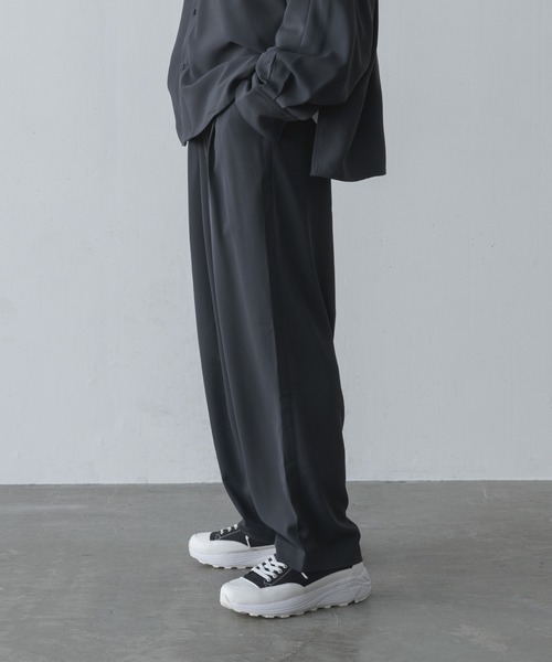 melt.（メルト）の「melt. - ハイドレープリラックスワイドテーパードイージーパンツ（その他パンツ・メンズ・チャコールグレー/ライトグレー・SMALL/MEDIUM/LARGE）」の16枚目の写真