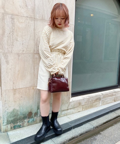 one after another NICE CLAUP（ワンアフターアナザーナイスクラップ）の「ルーズなシルエットでこなれ感を。ゆったりボーダーロンT（Tシャツ/カットソー・レディース・ブラック系その他/グリーン系その他/イエロー系その他/ピンク系その他・FREE）」の20枚目の写真