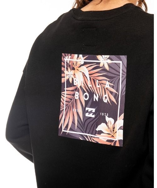 BILLABONG（ビラボン）の「BILLABONG レディース  SQUARE PATTERN LOGO トレーナー  【2021年秋冬モデル】/ビラボンレディーススウェット（スウェット・レディース・ブラック/オフホワイト/ベージュ・MEDIUM/LARGE）」の6枚目の写真