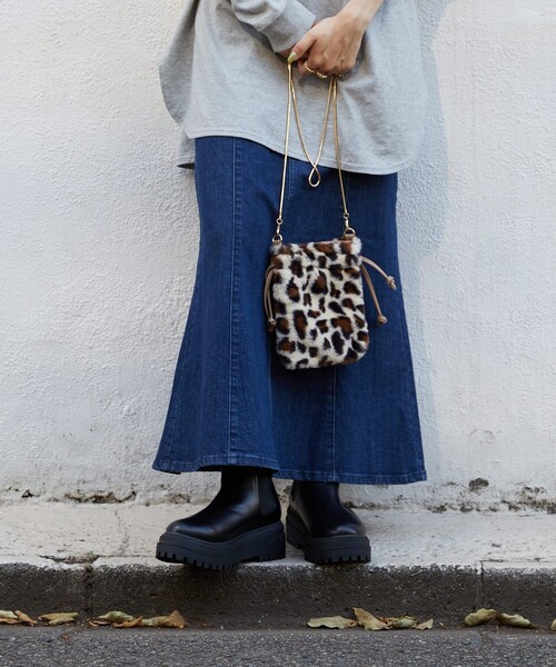 FREAK'S STORE（フリークスストア）の「▽【WEB限定】サイドゴアブーツ（ブーツ・レディース・ブラック/ベージュ・SMALL/MEDIUM/LARGE）」の6枚目の写真