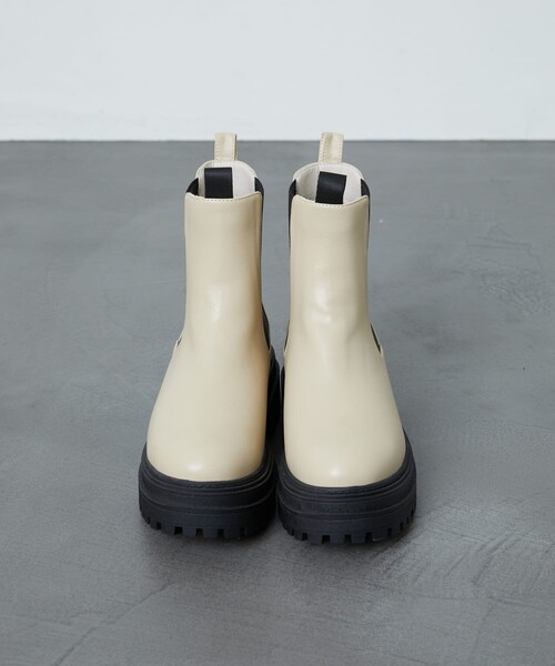 FREAK'S STORE（フリークスストア）の「▽【WEB限定】サイドゴアブーツ（ブーツ・レディース・ブラック/ベージュ・SMALL/MEDIUM/LARGE）」の8枚目の写真