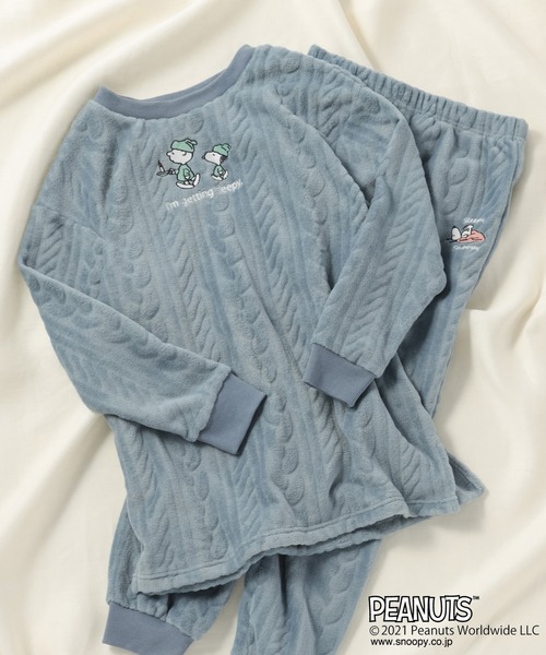 PEANUTS（ピーナッツ）の「【PEANUTS/ピーナッツ】SNOOPY/スヌーピー刺繍ケーブルフリース長袖トップス/ルームウェア（上下別売り）◆2025AW◆（ルームウェア/パジャマ・レディース・ピンク/アイボリー/グレー/ブルー/チャコールグレー/ホワイト/ベビーピンク/グレー系その他/ピンク系その他/ホワイト系その他/ホワイト系その他2・3L/M/LL/L）」の9枚目の写真