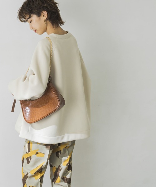 URBAN RESEARCH(アーバンリサーチ)の「ダンボール袖ボリュームプルオーバー(Tシャツ/カットソー・レディース・ブラック/アイボリー・FREE)」の13枚目の写真