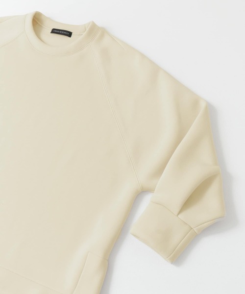 URBAN RESEARCH(アーバンリサーチ)の「ダンボール袖ボリュームプルオーバー(Tシャツ/カットソー・レディース・ブラック/アイボリー・FREE)」の21枚目の写真