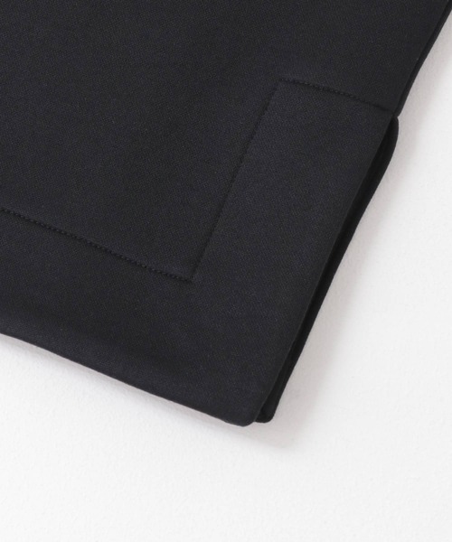URBAN RESEARCH(アーバンリサーチ)の「ダンボール袖ボリュームプルオーバー(Tシャツ/カットソー・レディース・ブラック/アイボリー・FREE)」の6枚目の写真