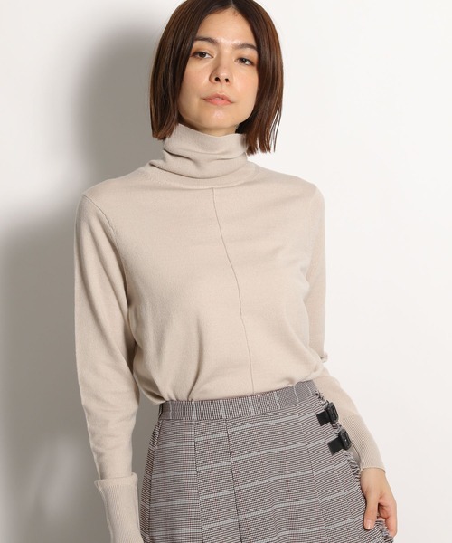 niko and...（ニコアンド）の「洗えるウール混タートルニットプルオーバー（ニット/セーター・レディース・ブラック/ブルー/ブラウン/オフホワイト/ピンク/イエロー・MEDIUM/LARGE）」の2枚目の写真