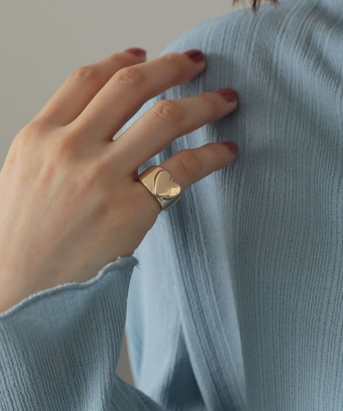 AMERICAN HOLIC（アメリカンホリック）の「イニシャルリングHEART（リング・レディース・シルバー/ゴールド・FREE）」の2枚目の写真