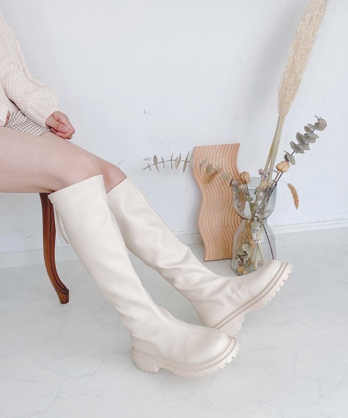 AS KNOW AS plus(アズノゥアズプラス)の「◇ストレッチロングブーツ(ブーツ・レディース・ブラック/ブラウン/アイボリー・M/L)」の2枚目の写真