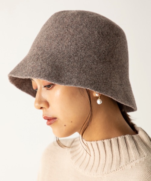 MILLION CARATS(ミリオンカラッツ)の「ウールバケットハット(ニットキャップ/ビーニー・レディース・ブラック/ベージュ・FREE)」の3枚目の写真