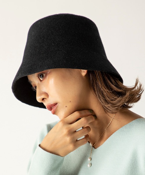 MILLION CARATS(ミリオンカラッツ)の「ウールバケットハット(ニットキャップ/ビーニー・レディース・ブラック/ベージュ・FREE)」の5枚目の写真