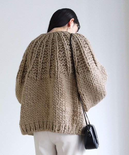 vingtrois（バントロア）の「【vingtrois】ハンドメイドケーブルニットカーディガン（カーディガン/ボレロ・レディース・アイボリー/ブラック/グレイッシュベージュ/ベージュ・M）」の13枚目の写真