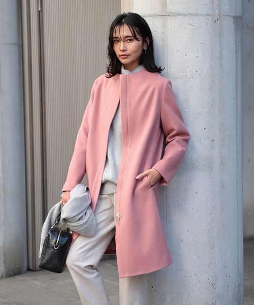 RIVE DROITE（リヴドロワ）の「あらゆるスタイリングにマッチする　ボトルネックジップコート（ノーカラーコート・レディース・モカ/ネイビー/ピンク・FREE）」の15枚目の写真