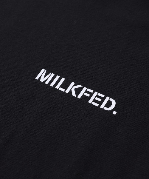 MILKFED.（ミルクフェド）の「WIDE L/S TEE CIRCLE LOGO/ビッグシルエット バックプリント 長袖Tシャツ（Tシャツ/カットソー・レディース・ホワイト/ブラック/ネイビー・ONE SIZE）」の6枚目の写真