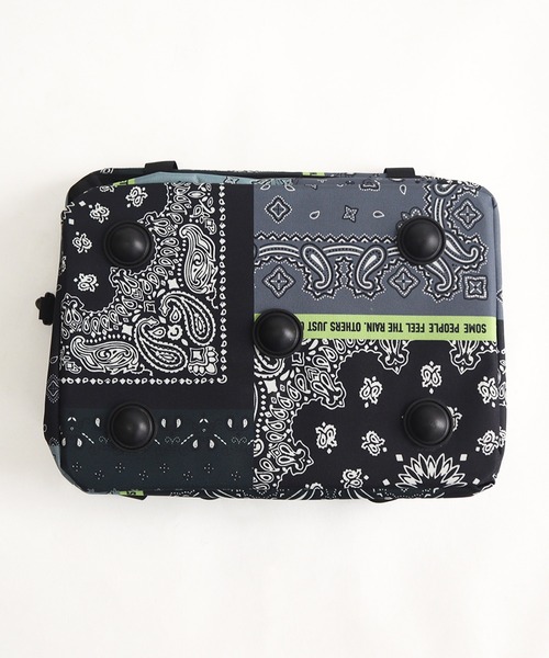 KiU（キウ）の「ストレージボックス（アウトドアグッズ・メンズ・カモフラージュ/ホワイト×ブルー/ベージュ系その他/アニマル/カラフル/ブラック×ライム・FREE）」の8枚目の写真