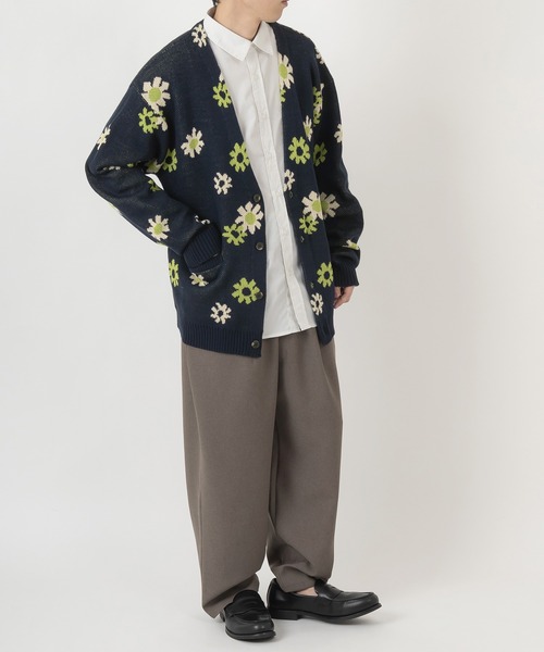 POWER TO THE PEOPLE(パワートゥーザピープル)の「グラニーニットルーズカーディガン/ビッグシルエット/総柄/レトロ(カーディガン/ボレロ・メンズ・パープル/ネイビー/オレンジ/ブラック/ベージュ・M/L/XL)」の17枚目の写真