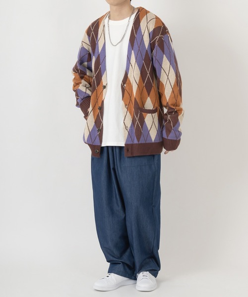 POWER TO THE PEOPLE(パワートゥーザピープル)の「グラニーニットルーズカーディガン/ビッグシルエット/総柄/レトロ(カーディガン/ボレロ・メンズ・パープル/ネイビー/オレンジ/ブラック/ベージュ・M/L/XL)」の15枚目の写真