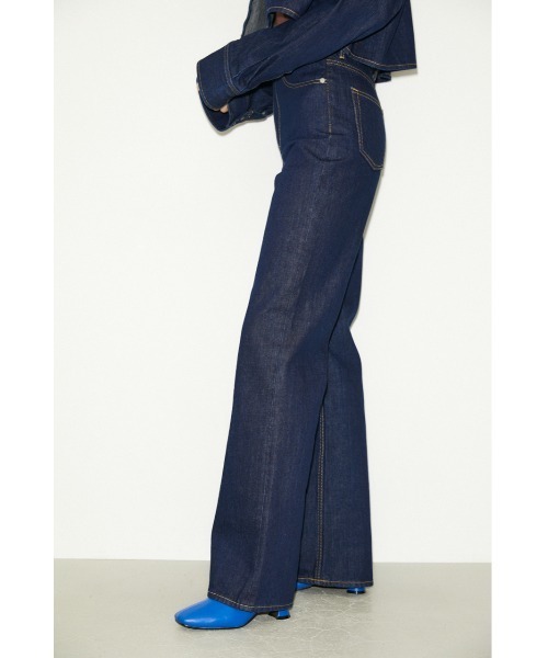 THROW by SLY(スローバイスライ)の「THROW HW WIDE LEG PT-A ハイウエスト ワイドレグ デニムパンツ(デニムパンツ・レディース・ブルー・24inch/25inch/26inch/23inch)」の8枚目の写真