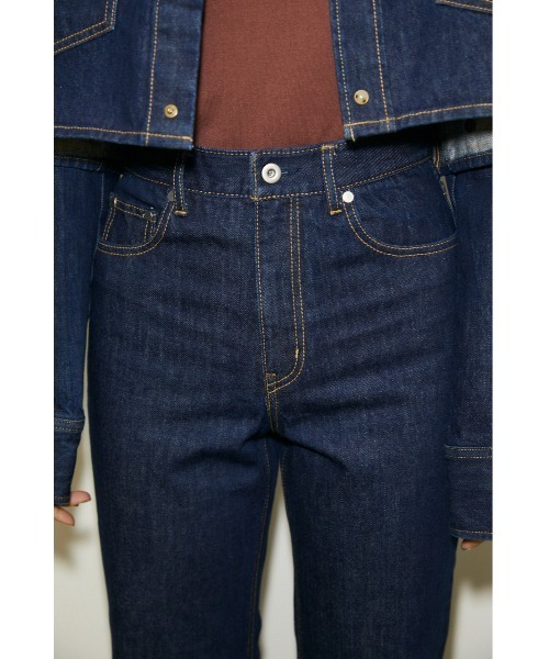 THROW by SLY(スローバイスライ)の「THROW HW WIDE LEG PT-A ハイウエスト ワイドレグ デニムパンツ(デニムパンツ・レディース・ブルー・24inch/25inch/26inch/23inch)」の6枚目の写真