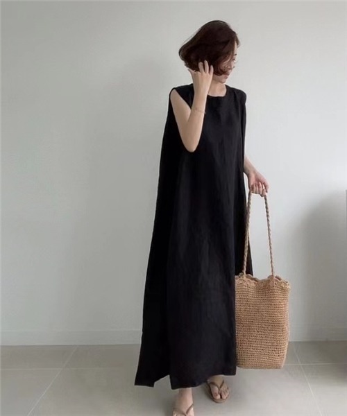 Dream garden（ドリームガーデン）の「ノースリーブ　サイドスリット　マキシ丈ワンピース（ワンピース・レディース・ブラウン/ブラック/ベージュ/ブルーグリーン/カーキ・S/L/XL/M）」の8枚目の写真