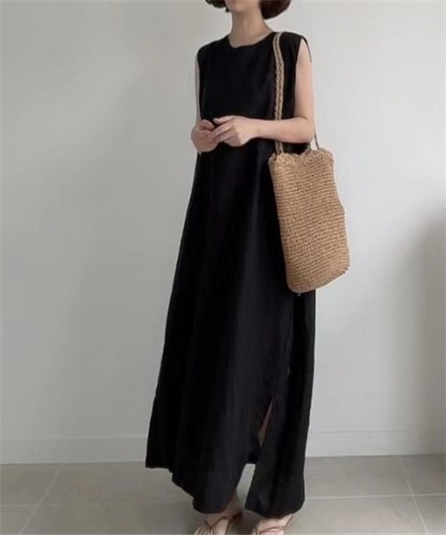 Dream garden（ドリームガーデン）の「ノースリーブ　サイドスリット　マキシ丈ワンピース（ワンピース・レディース・ブラウン/ブラック/ベージュ/ブルーグリーン/カーキ・S/L/XL/M）」の9枚目の写真